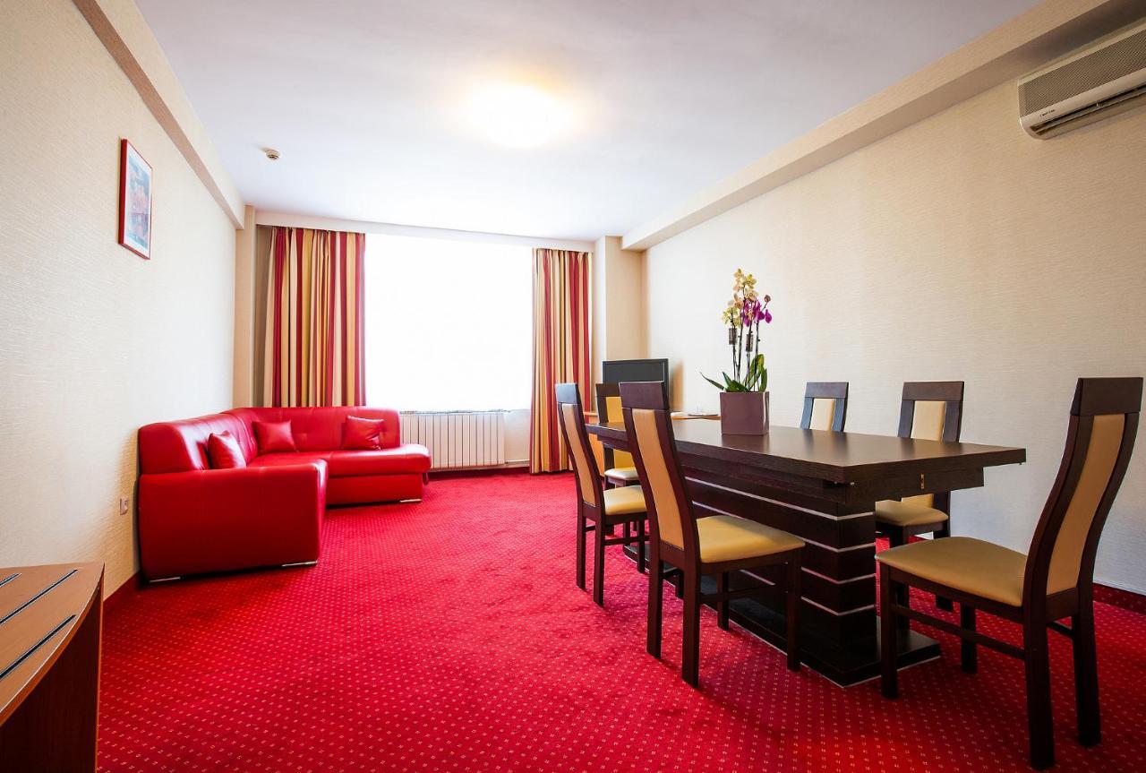 Hotel Dana Satu Mare Eksteriør bilde