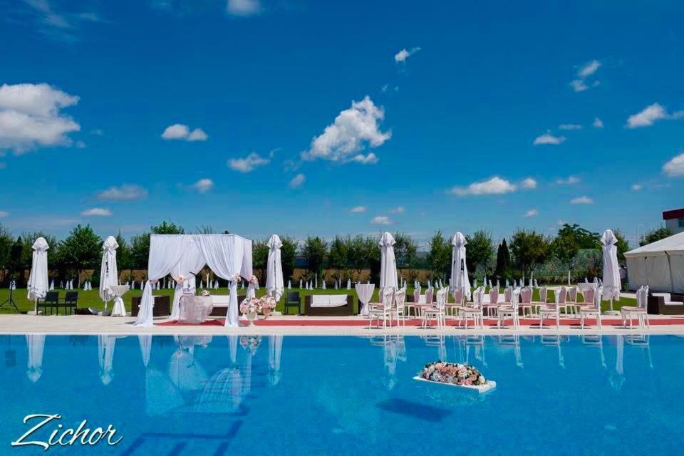 Hotel Dana Satu Mare Eksteriør bilde